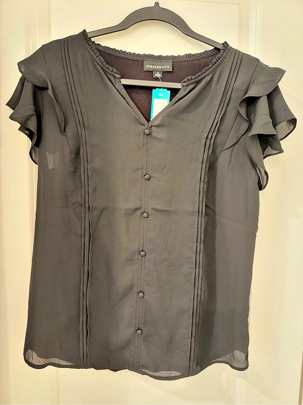 Fortune + Ivy Lora Flutter Sleeve Blouse Ruffle Sleeve Blouse in Black Size Medi